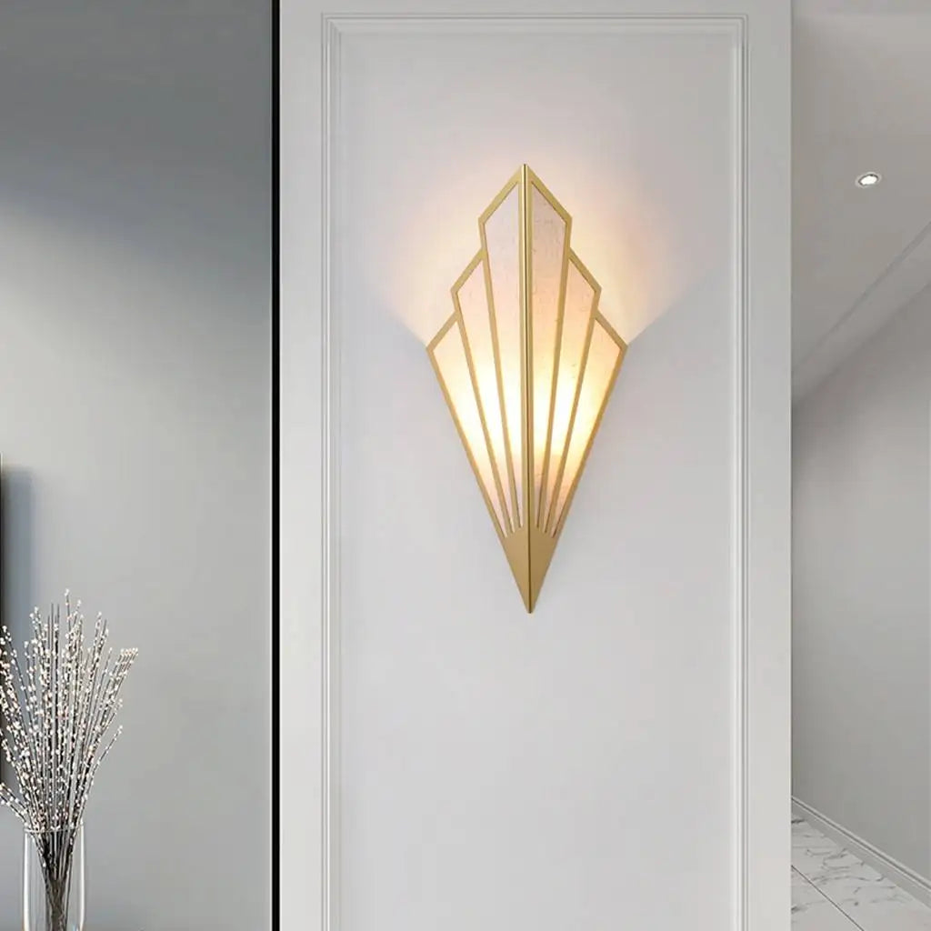 Gold Fan Wall Lamp