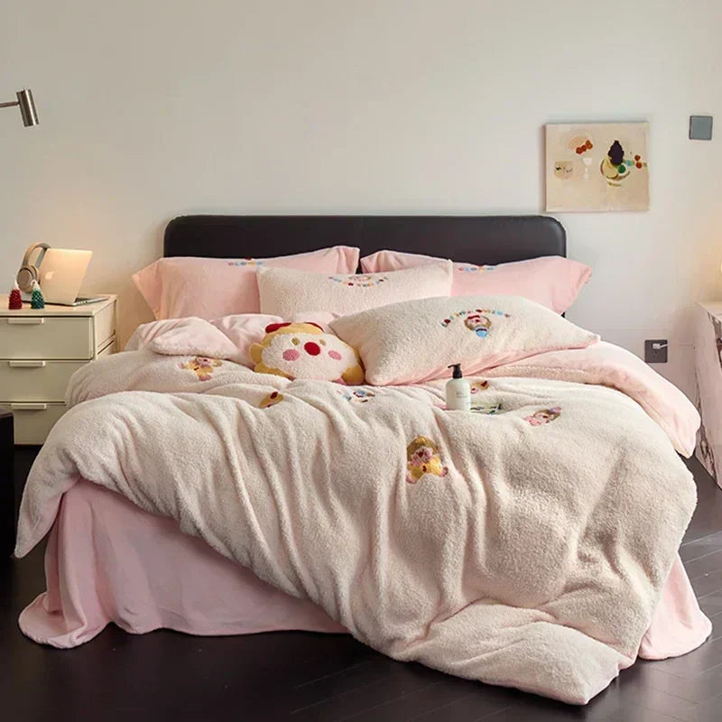 DecorBites™ Full Matte Ant Velvet Winter Duvet Set Queen Bedding Warmth Fluffy Blanket