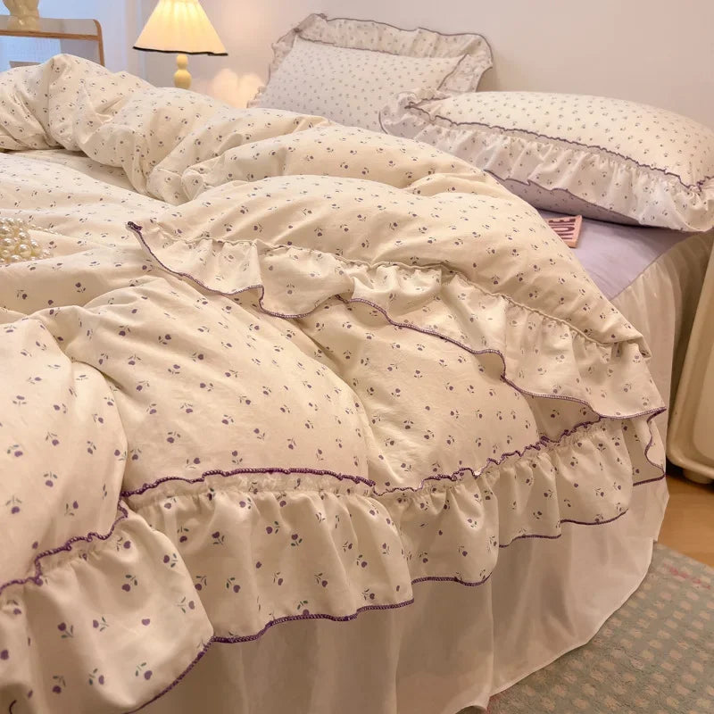 Printed Lace Bedding Set