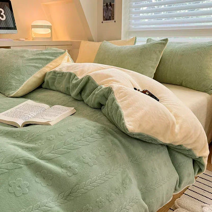 DecorBites™ High-Density Milk Fleece Warm Bedding Set for Winter