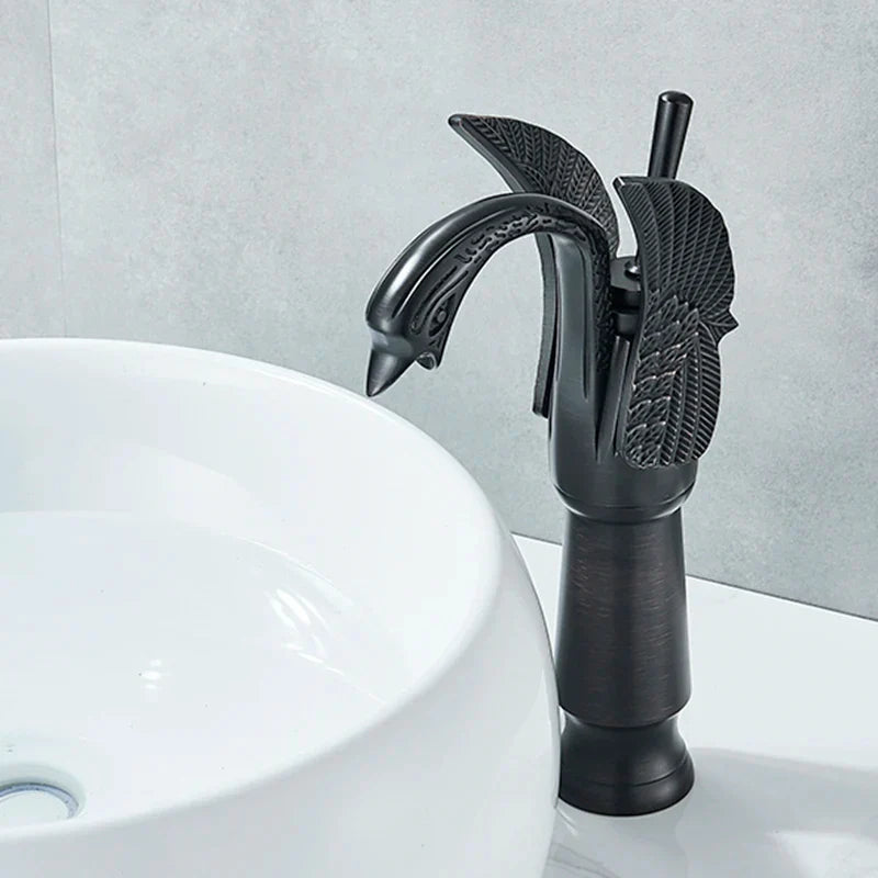 Gold Single Handle Faucet Deck Mount Design
