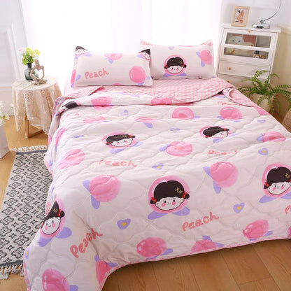 DecorBites™ Daisy Print Quilted Summer Quilt Set in Soft Breathable Fabric