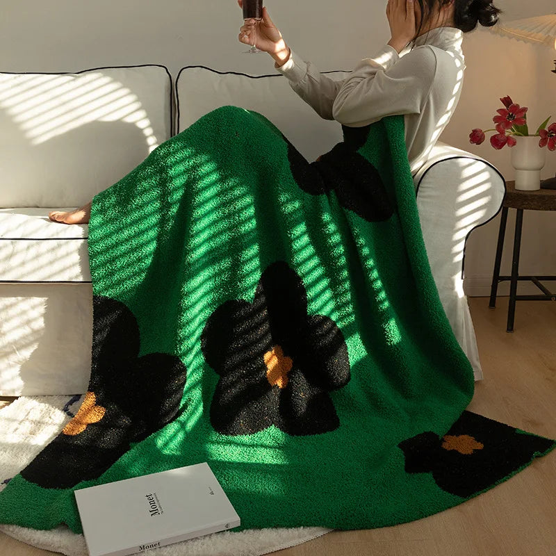 DecorBites™ Korean Kawaii Flower Blanket: Soft Carpet for Bedroom, Sofa, Office - Single Tapestry Throw Blanket