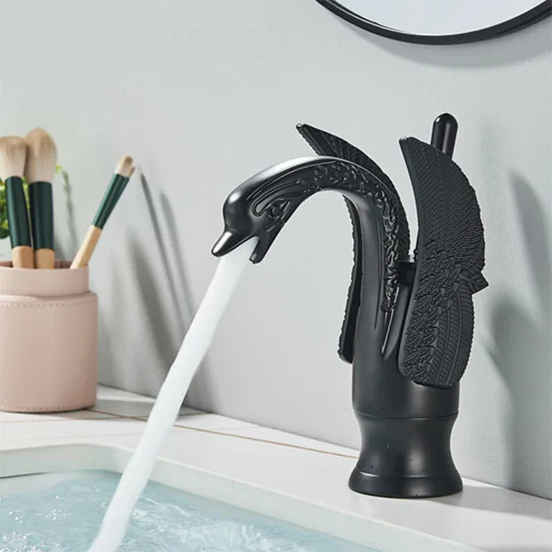 Gold Single Handle Faucet Deck Mount Design