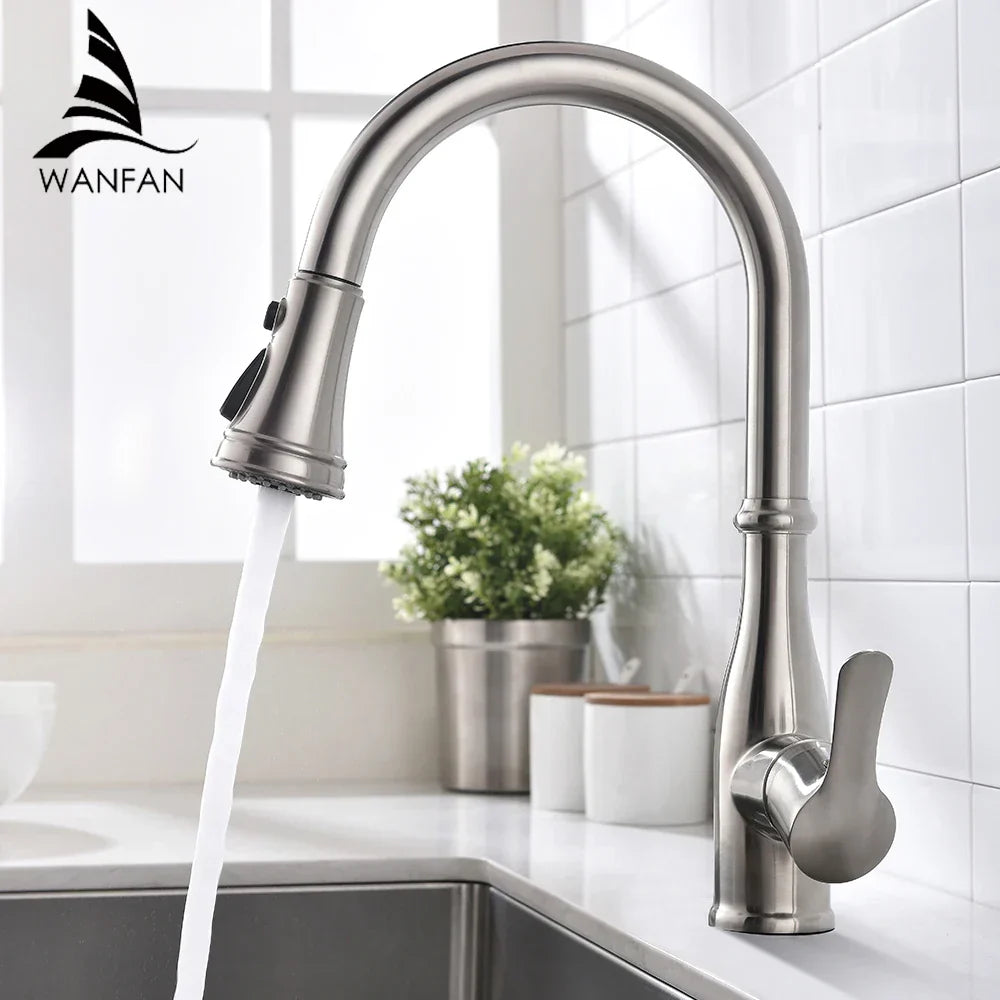 Gold Pull-Out Kitchen Faucet With Smooth Operation