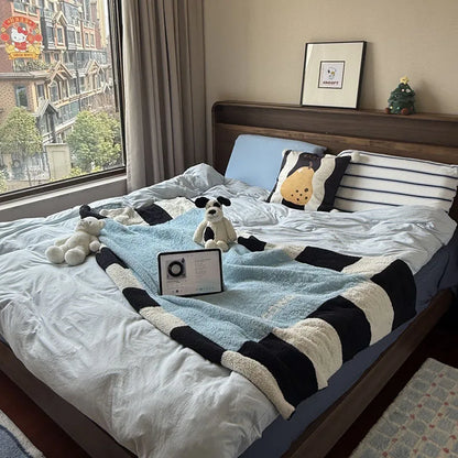 DecorBites™ Cozy Skin-Friendly Flannel Sofa Blanket for All SeasonssetCellValue.