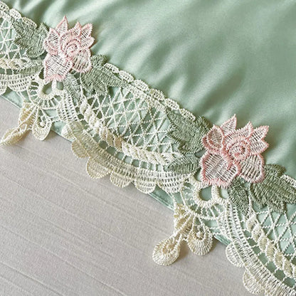 DecorBites™ Lace Edge Flowers Embroidery Cool Blanket for Bed - Machine Washable Summer Quilt