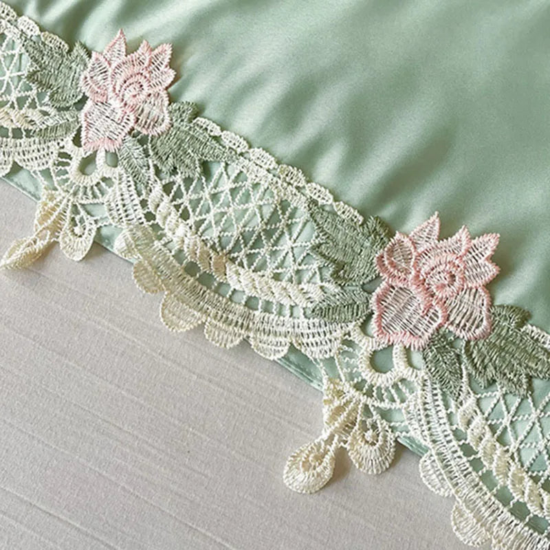 Embroidered Lace Summer Quilt
