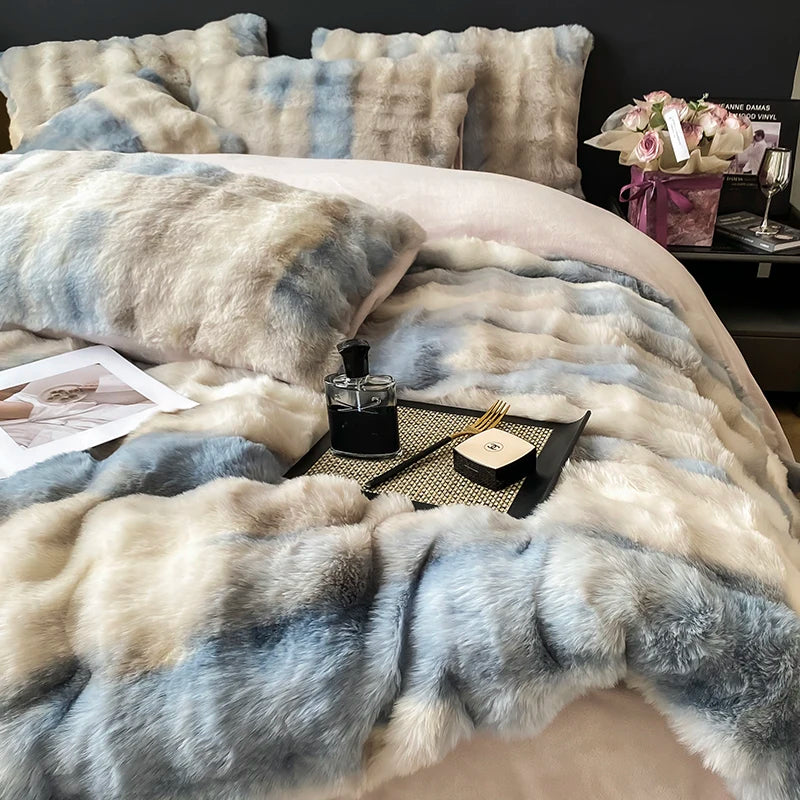 Gradient Faux Fur Bedding Set