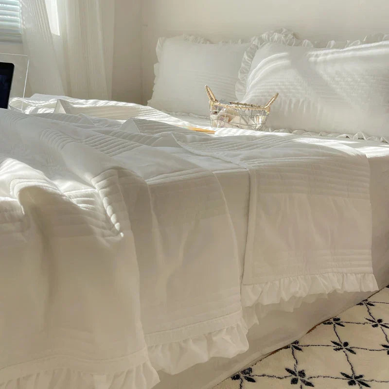 Ruffled Summer Quilt Set