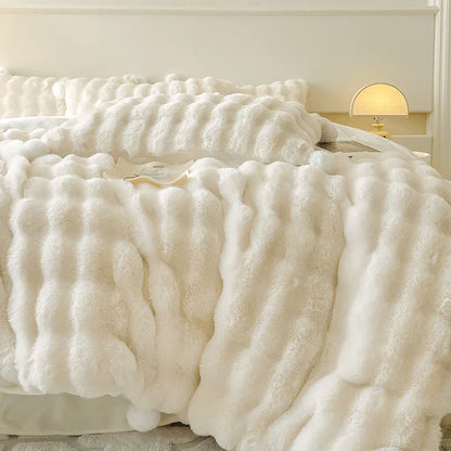 DecorBites™ Double-Sided Rabbit Fur Bedding Set, Plush Velvet Fleece, Monochromatic Luxury Duvet Set