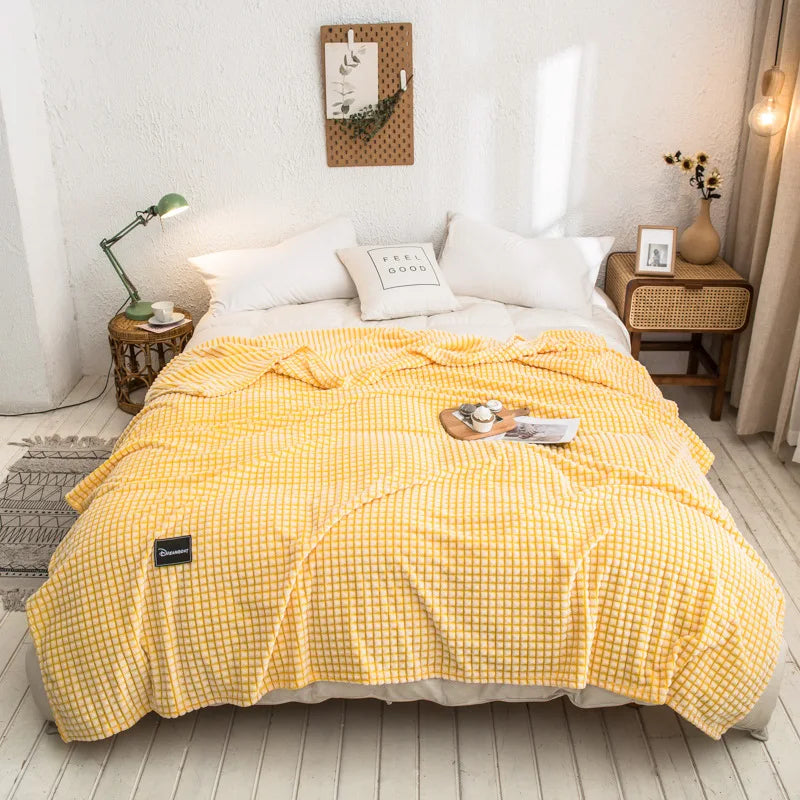 DecorBites™ Gray Plaid Coral Fleece Bed Blanket - Single/Queen/King Size Cozy Flannel Bedspread