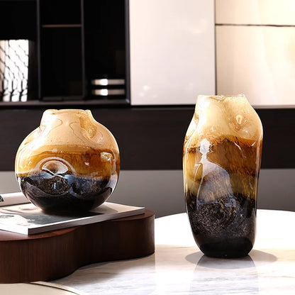 DecorBites™ Gradient Glass Vase with Irregular Floral Arrangement