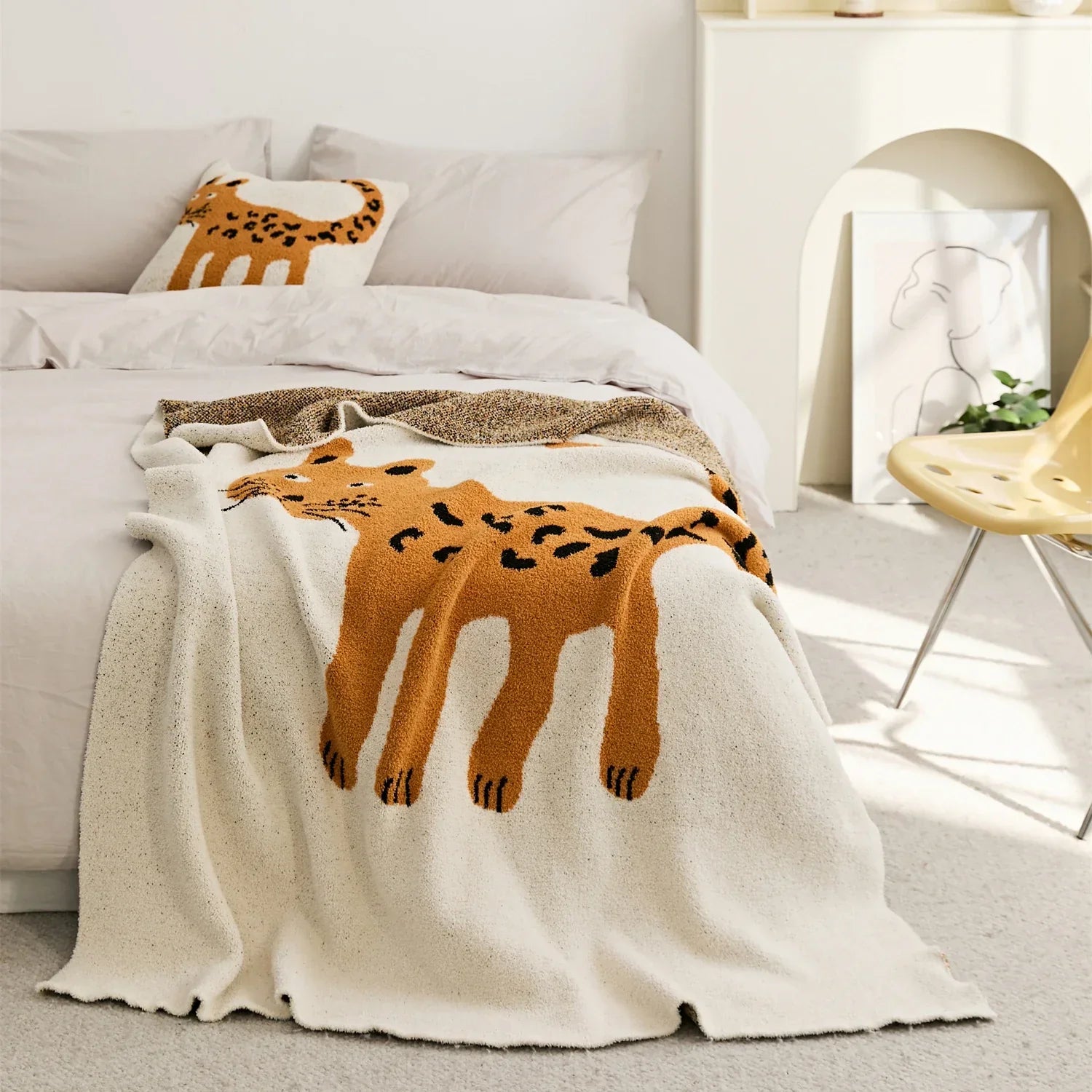Microfiber Cartoon Knitted Blanket