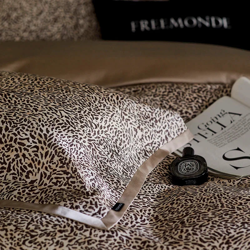 DecorBites™ Leopard Luxury Bedding Set: Silky Soft Lyocell Cotton Duvet Cover, Sheet Set, Pillowcases