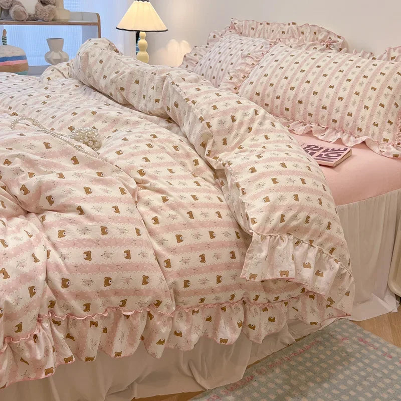 Printed Lace Bedding Set
