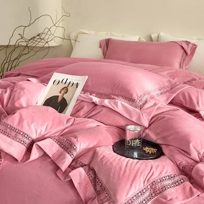 DecorBites™ Cozy Velvet Lace Bedding Set: Duvet Cover, Sheet, Pillowcases - 4Pcs Warm & Stylish