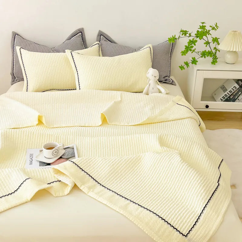 Bubble Yarn Quilted Comforter