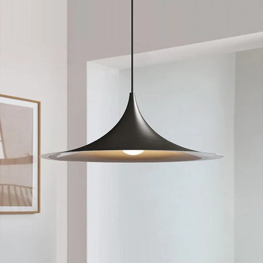 Minimalist Horn Pendant Light in Black or White