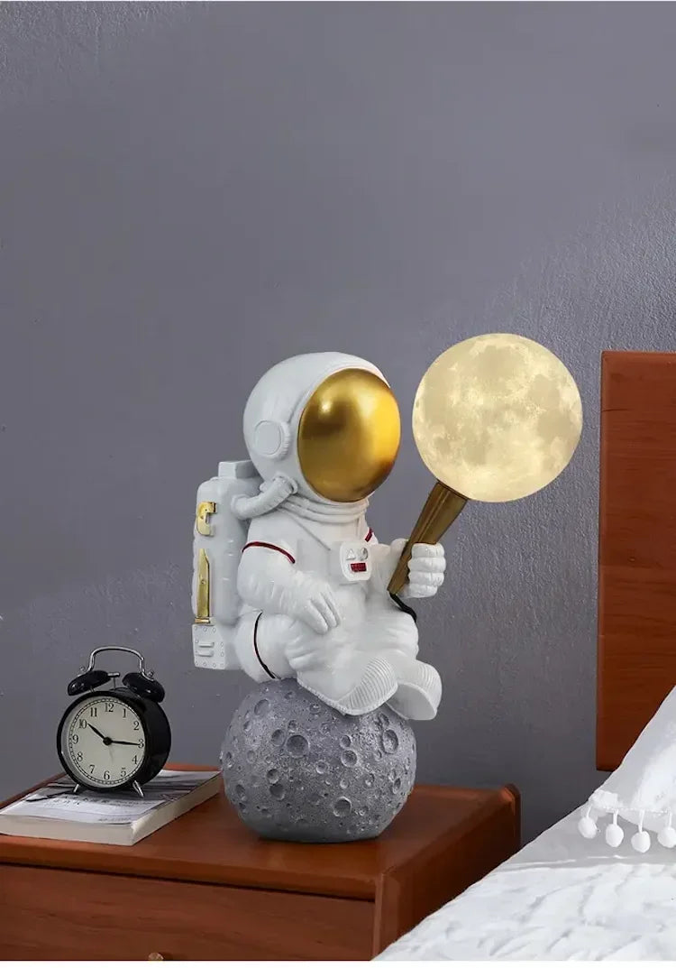 Iron Art Desk Lamp