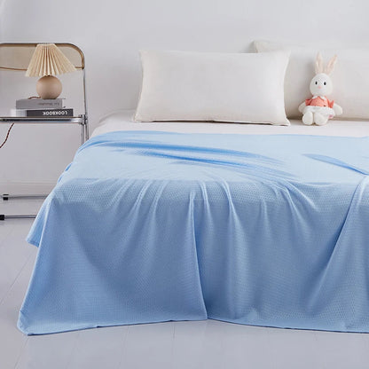 DecorBites™ Bamboo Fiber Summer Quilt - Lightweight & Breathable Diamond Grid Blanket