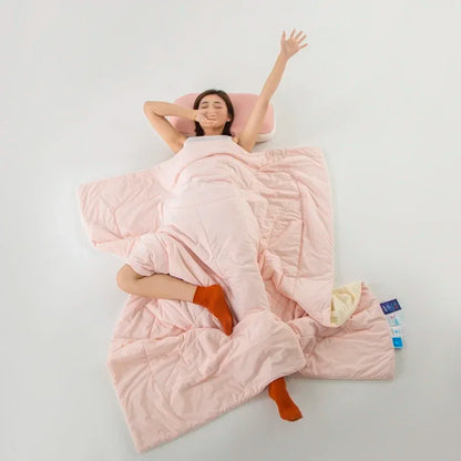 DecorBites™ Ice Silk Cooling Blanket: Double-Sided Super Cooling Comforter for a Cool Summer