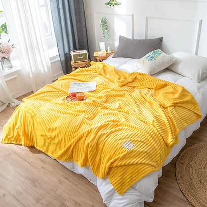 DecorBites™ Cozy Hug Blanket - Soft Sweatshirt Throw for Sofa & Bed