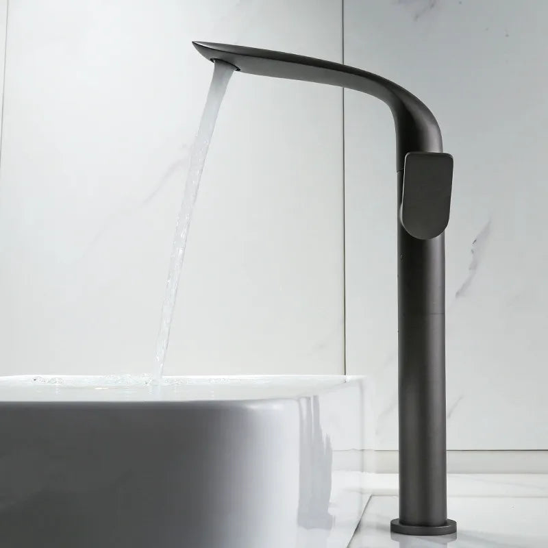 DecorBites™ Basin Faucet: Brass Black Bathroom Mixer Tap, Single Handle Hot Cold Lavatory Faucet
