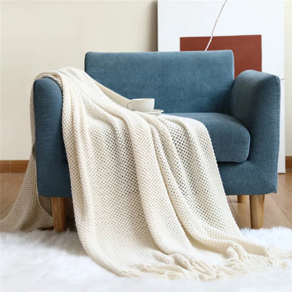 DecorBites™ Cozy Nordic Knit Sofa Blanket with Tassels & Fleece Throw