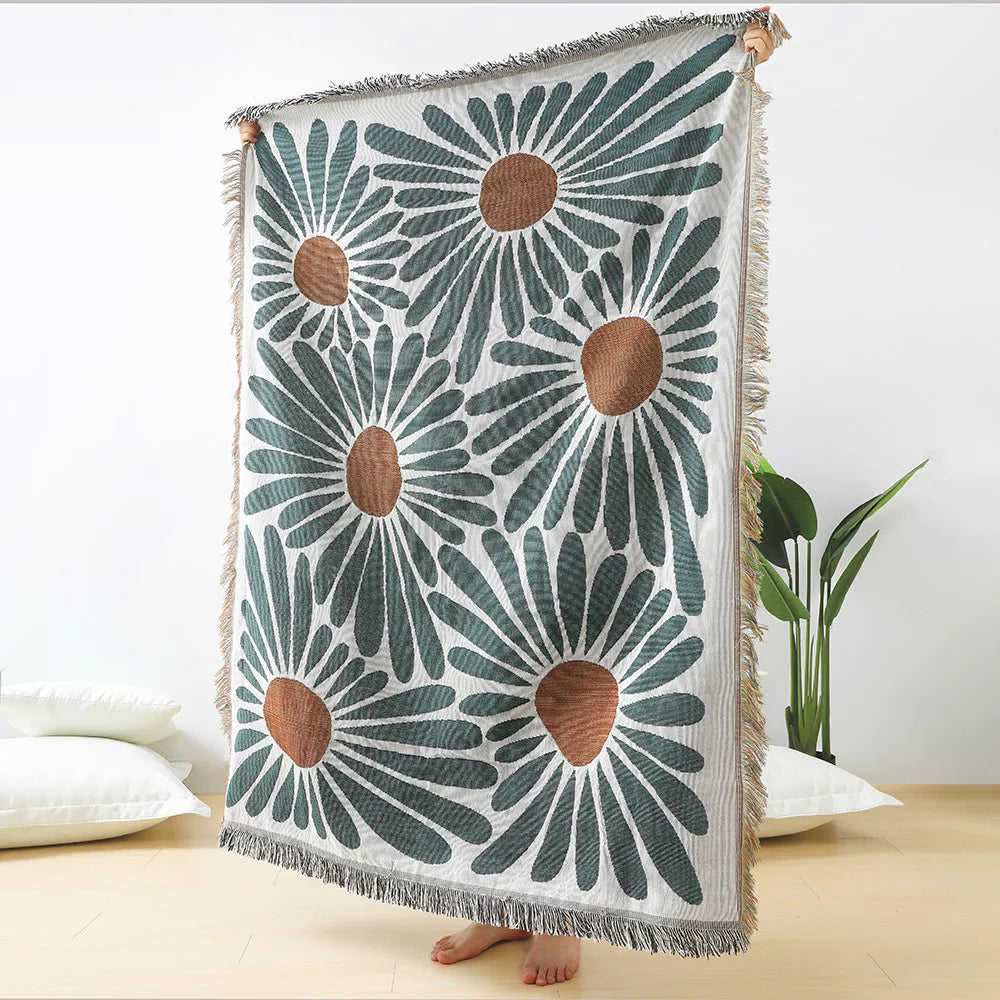 DecorBites™ Daisy Pattern Woven Throw Blanket: Stylish Tassel Thread Blanket for Home Decor & Picnics