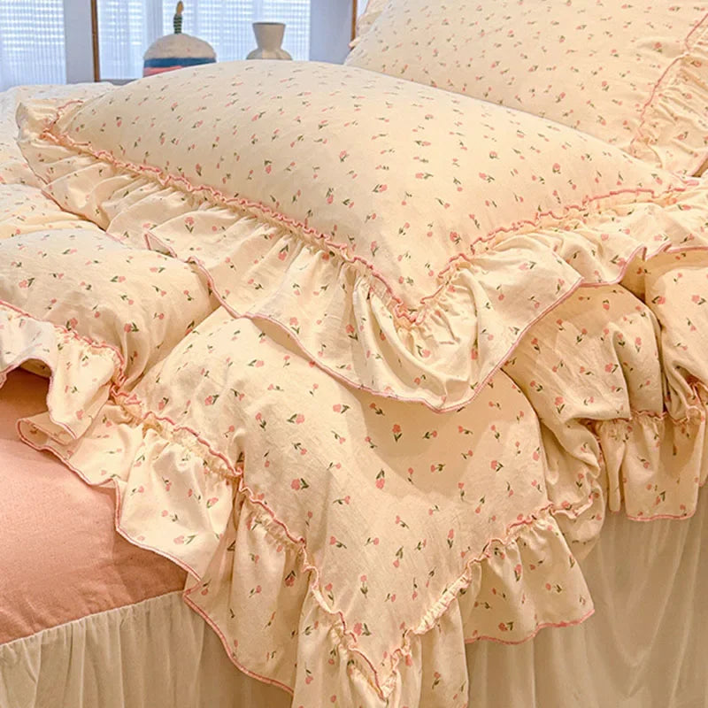 Printed Lace Bedding Set