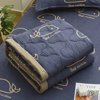 DecorBites™ Daisy Print Quilt for Spring Summer, Queen Size, Mechanical Wash, Comfortable Blanket