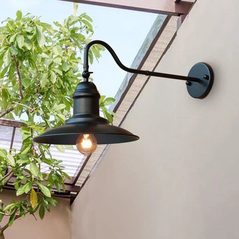 Vintage Outdoor Wall Lamp