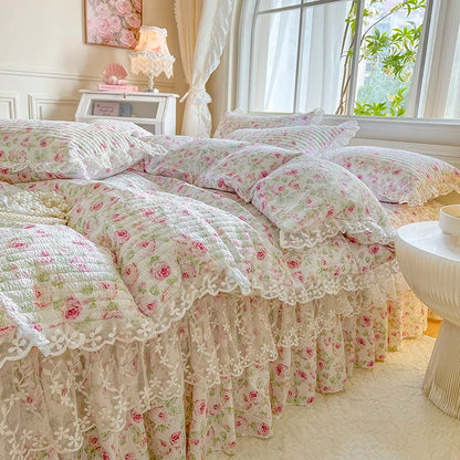 DecorBites™ French Lace Ruffles Seersucker Bed Set: 4Pcs Princess Bedding Quilt Cover