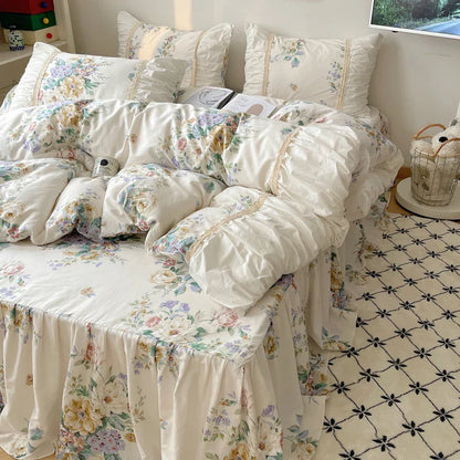 DecorBites™ Korean Princess Flowers Bedding Set - Duvet Cover, Bed Skirt, Pillowcases