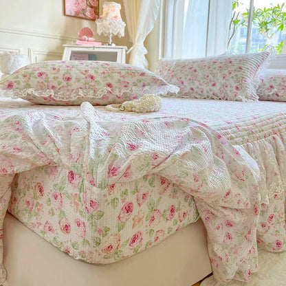 DecorBites™ French Lace Ruffles Seersucker Bed Set: 4Pcs Princess Bedding Quilt Cover