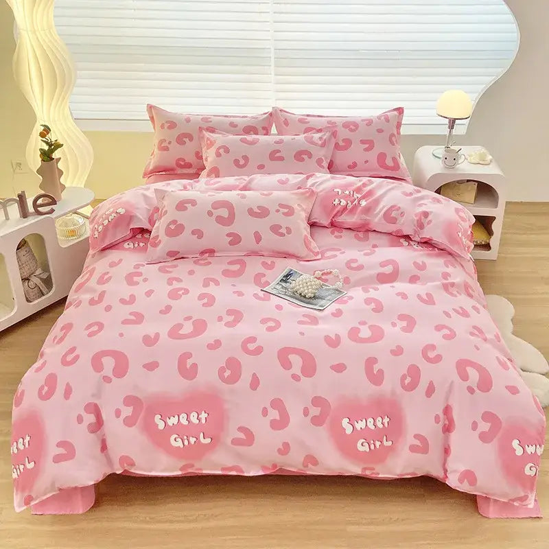 Pink sweet girl leopard print duvet cover set with soft satin fabric featuring decorbites cute pattern design
