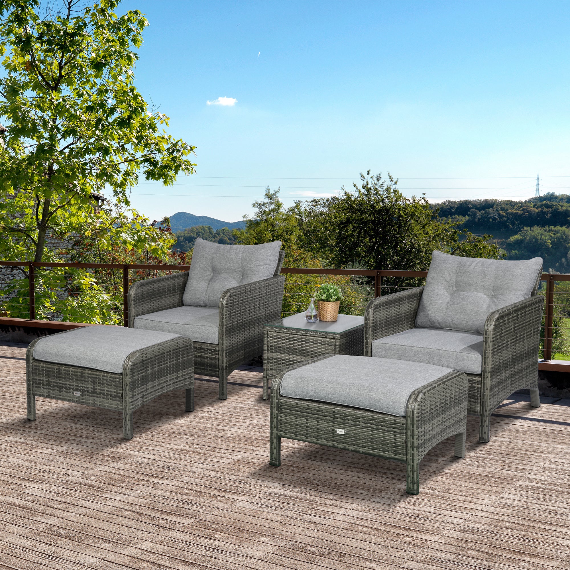 Cushioned Outdoor Lounge Chairs