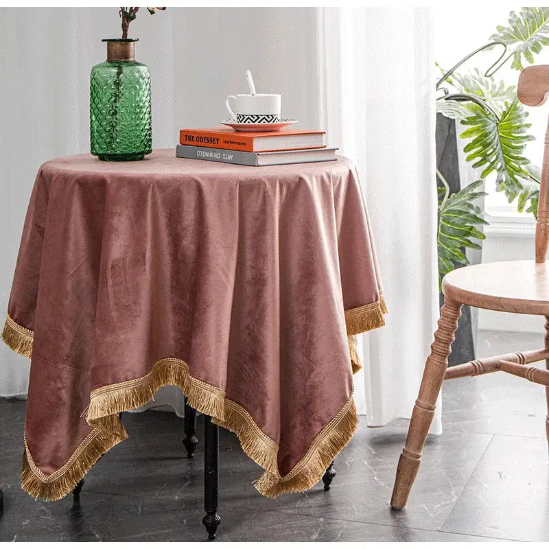 A plush dusty rose velvet table cloth with gold fringe trim for american retro gold velvet wedding decorbites table decor
