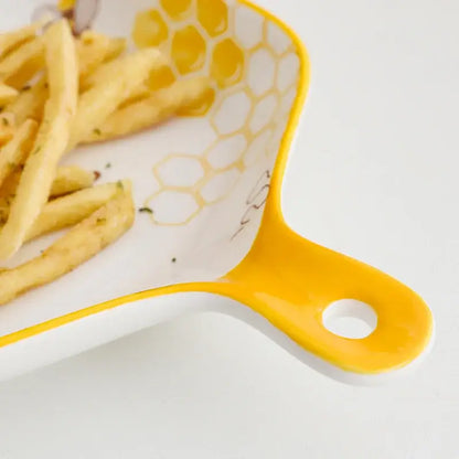 Bee ceramic plate white and yellow ceramic plate with honeycomb pattern inside and honeycomb handle kitchen tray