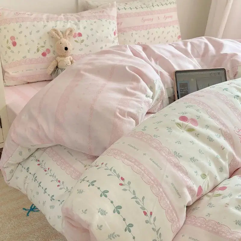 Pink and white floral-patterned decorbites cotton cartoon bedding set with delicate lace trim for bedroom use