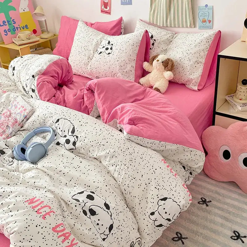 Pink and white dog-themed bedding sets with black polka dots made of decorbites cloud cotton for bedroom decor