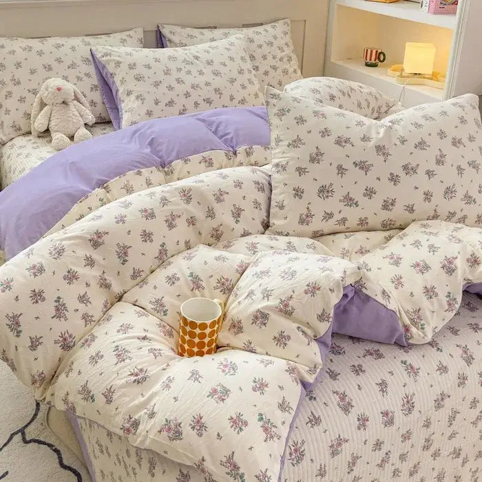 Lavender and cream cartoon cat floral cotton duvet set with soft quilted texture for bedroom bedding
