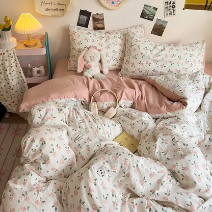Floral-patterned pink and white bedding set with decorbites cartoon style cream comforter set for bedroom use