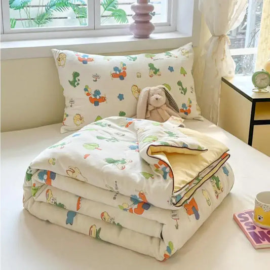 White quilt cooling blanket with decorbites cartoon printed colorful animals and soft yellow inner lining for summer