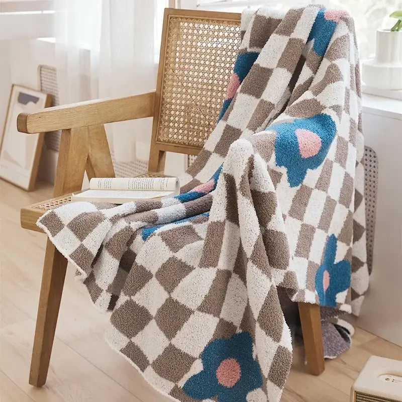 Cozy checkered beige and white decorbites knitted blanket throws 130x160cm with blue and pink floral motifs for bedroom decor