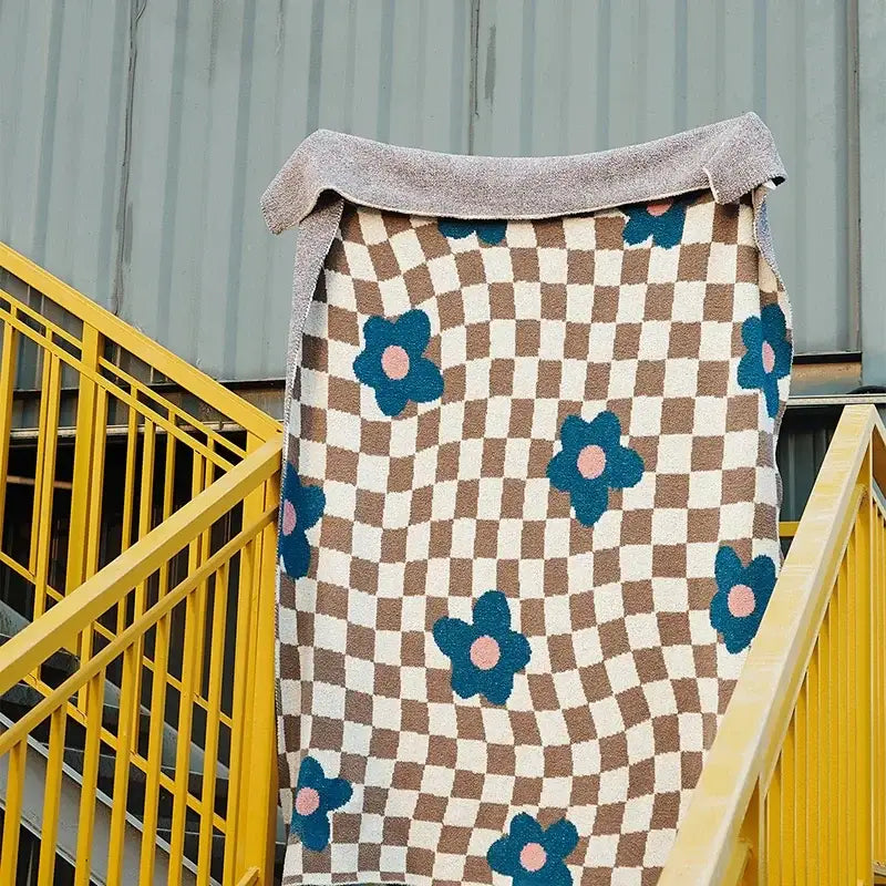 Beige and brown checkered decorbites knitted blanket throws 130x160cm with blue flowers pink centers for bedroom decor