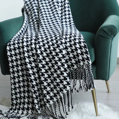 Classic black and white houndstooth throw blanket with knit texture and fringed edges by decorbites houndstooth throw