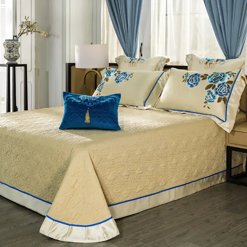 Cream and blue 200s embroidery egyptian cotton bedding set with quilted bedspread and satin trim for bedroom use