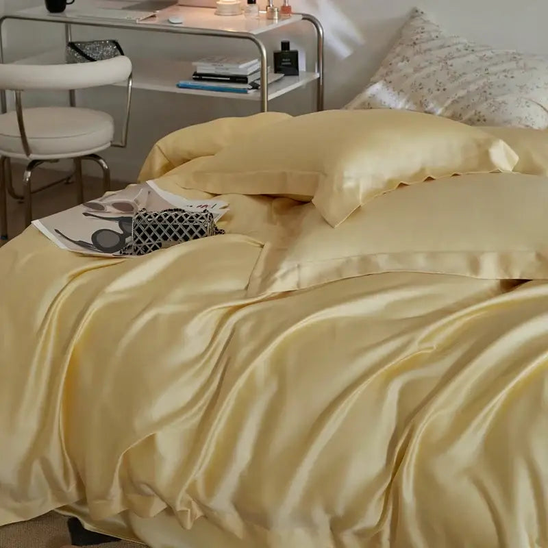 Cream eucalyptus lyocell luxury bedding set in cream color with smooth glossy satin finish for bedroom decorbites collection